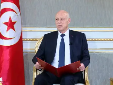 الرئيس التونسي يتجه لتغيير النظام السياسي عبر استفتاء شعبي والعائق الوحيد أمامه - وكالة ستيب نيوز