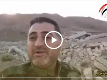 شاهد بالفيديو .. بعد اعتقاله وتعذيبه إعلامي الأسد "رئيف سلامة" على جبهات حماة - وكالة ستيب نيوز