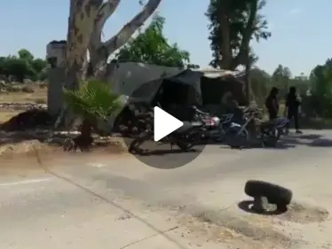 بالفيديو|| مقاتلو درعا يسيطرون على حواجز ويأسرون عناصراً للنظام السوري.. والتكبيرات تصدح من مآذن إدلب نصرةً لدرعا - وكالة ستيب نيوز