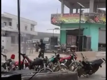 قتيل وجرحى في صفوف المدنيين برصاص عناصر هيئة تحرير الشام في مخيم الكرامة بأطمة!! - وكالة ستيب نيوز