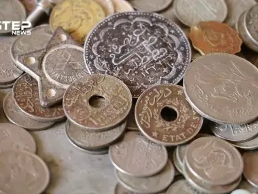 هواية جمع التحف والقطع الأثرية في ريف إدلب ترافق هذا الرجل طيلة 30 عاماً - وكالة ستيب نيوز