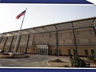 سقوط صاروخ بالقرب من السفارة الأمريكية ببغداد.. وإصابات في استهدافٍ صاروخي متزامن - وكالة ستيب نيوز