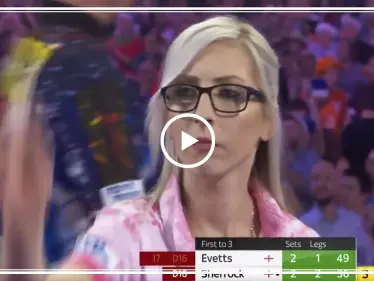 شاهد بالفيديو|| شقراء بريطانية تحصد 3 ملايين مشاهدة وتدخل التاريخ بضربة سهم - وكالة ستيب نيوز