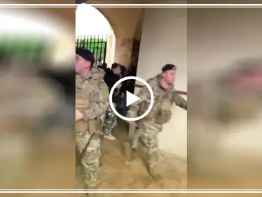 بالفيديو || قبيل الاستشارات النيابية .. القوى الأمنية تعتدي على المتظاهرين في بيروت لإبعادهم عن مجلس النواب - وكالة ستيب نيوز