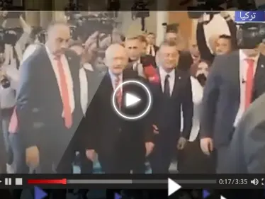 شاهد ردة فعل كليجدار أوغلو على صحافي "استفزه" بسؤال.. ومسؤول تركي يكشف كيف وقع بـ"الفخ" - وكالة ستيب نيوز