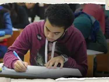 امتحان الكيمياء في الشهادة الثانوية بمصر يحال للبرلمان بعد أن أشعل الجدل بين الطلّاب - وكالة ستيب نيوز