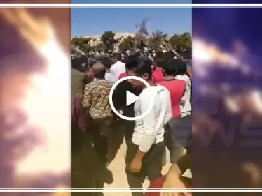 شاهد كيف يعتدي عناصر "الجولاني" على المتظاهرين في معبر باب الهوى (فيديو) - وكالة ستيب نيوز