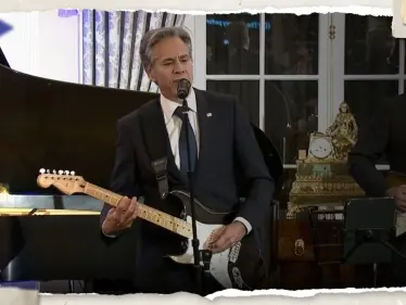 فيديو وزير الخارجية الأمريكي يغني ويعزف على أوتار "دبلوماسية الموسيقى العالمية" يُثير تفاعلاً - وكالة ستيب نيوز