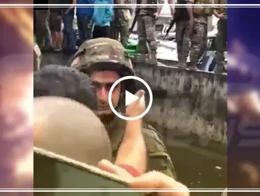 جندي في الجيش اللبناني "يبكي" متأثرًا أمام المتظاهرين (فيديو) - وكالة ستيب نيوز