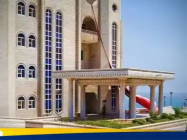 مجموعات مسلحة حاولت اقتحام قصر معاشيق الرئاسي في عدن - وكالة ستيب نيوز