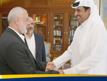 قطر تدافع عن وساطتها: علاقتنا مع حماس بطلب أمريكي… واستهداف الدوحة 