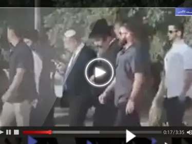 بالفيديو|| بن غفير يقتحم باحة المسجد الأقصى وسط حراسة أمنية.. ويوجه رسالة لـ