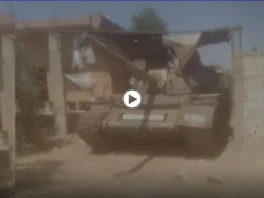 بالفيديو || مقاتلو درعا يسيطرون على حواجز النظام السوري بالريف الشرقي - وكالة ستيب نيوز