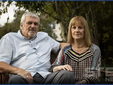 بالفيديو والصور|| قطة أليفة تتسبب بوفاة صاحبتها بعد لعق يدها والأطباء يحذرون من مرض خطير - وكالة ستيب نيوز