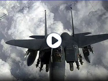 بالفيديو|| انقلاب مقاتلة أمريكية في الجو خلال أخطر مهمةٍ عسكرية - وكالة ستيب نيوز