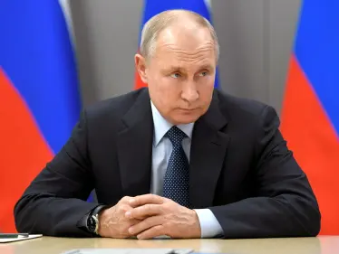 بوتين يتحدث عن دور السلاح الروسي في حماية أمن دول كثيرة.. ويكشف عن أنواع جديدة - وكالة ستيب نيوز