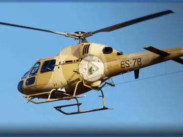 بالفيديو|| لحظات سقوط طائرة مروحية جزائرية بعرض البحر والكشف عن مصير قائدها - وكالة ستيب نيوز