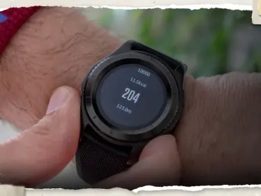 دراسة تحذر من مخاطر "أحزمة الساعات الذكية" على صحة الإنسان - وكالة ستيب نيوز