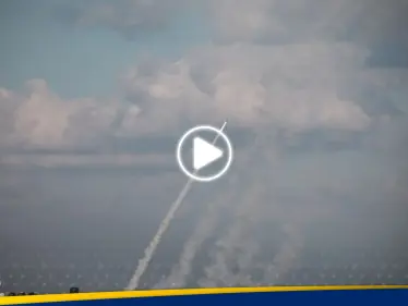 شاهد|| صواريخ القسام تدك المستوطنات.. والكتائب تستهدف طائرة مروحية وتقتل جنود من مسافة صفر - وكالة ستيب نيوز