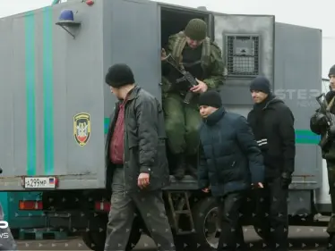 الدفاع الروسية تعلن توقف عملية تبادل الأسرى وتكشف السبب - وكالة ستيب نيوز