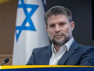 وزير المالية الإسرائيلي يهاجم خطة ترامب.. ويطالب بإعادة احتلال غزة - وكالة ستيب نيوز