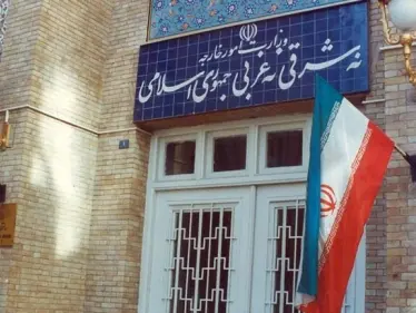 إسرائيل تتسبب بتصعيد كبير بين بريطانيا وإيران واتخاذهما خطواتٍ متبادلة - وكالة ستيب نيوز