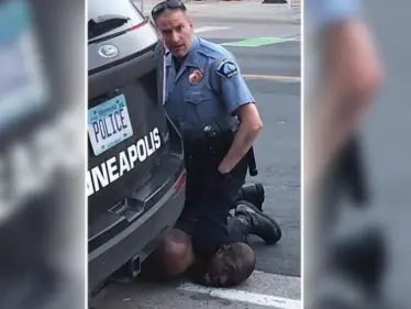 بمناسبة مرور عام على مقتل جورج فلويد.. هكذا وصف جو بايدن عائلته - وكالة ستيب نيوز