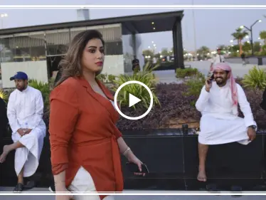 سعوديات يتجولن من دون عباءة في الرياض وحملة مناهضة ضدّهن (فيديو) - وكالة ستيب نيوز