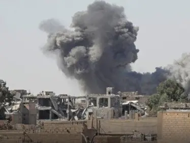 الروسي يقصف مواقع لـ ميليشيا إيران شرق سوريا، وقسد تُدخل أغذية لـ مناطق داعش - وكالة ستيب نيوز