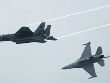 الطيران الإسرائيلي يستهدف مجدّدًا العاصمة دمشق بغارات عدّة، والأسد يرّد باستهداف هضبة الجولان - وكالة ستيب نيوز