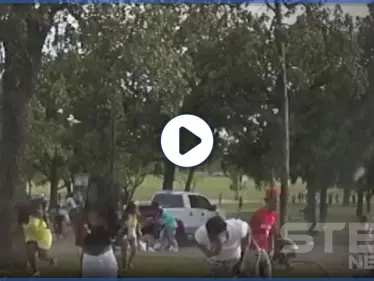 بالفيديو ||وكأنك بمظاهرة في سوريا.. الرصاص لمخالفي حظر التجول بولاية تكساس الأمريكية - وكالة ستيب نيوز