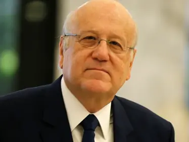 ميقاتي يؤكد بقاءه بالحكومة وتهدئة الوضع وحزب القوات يصدر بياناً حول أحداث بيروت - وكالة ستيب نيوز