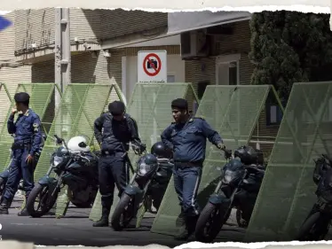 هجوم مسلح على مركز للشرطة في مدينة زاهدان الإيرانية يخلف قتيل.. وفيديو للحظة الاقتحام - وكالة ستيب نيوز