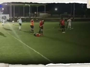 مباراة كرة قدم في المكسيك تتحول لعزاء بعد مقتل مدرب أحد الفريقين (فيديو) - وكالة ستيب نيوز
