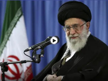 بالفيديو|| المرشد الإيراني ينشر مقاطع لجلسة سرّية عام 2012 تحمل رسالة مبطّنة هامّة - وكالة ستيب نيوز