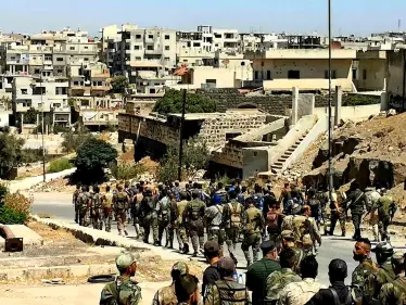 قوات النظام السوري تدخل بـ1500 مقاتل إلى مدينة طفس غرب درعا لتنفيذ أحد بنود الاتفاق مع الأهالي - وكالة ستيب نيوز