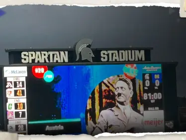 صورة هتلر في مباراة كرة قدم تثير غضباً واسعاً وتجبر ولاية أمريكية على الاعتذار - وكالة ستيب نيوز