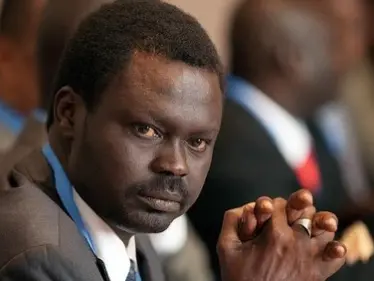 رابع أقوى شخصية بعهد البشير.. رئيس حكومة السودان يعيّن "مني" حاكماً بدارفور فمن هو - وكالة ستيب نيوز