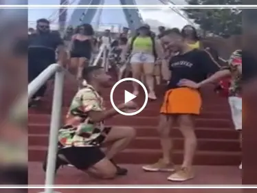 بالفيديو|| رجلين مثليي الجنس يتقدمان بالزواج من بعضهما.. وهكذا كانت ردة فعل المارة - وكالة ستيب نيوز