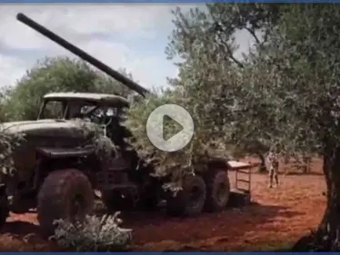 بالفيديو|| وسط تصاعد التوتر... الجيش التركي يجري تعديلاتٍ وطائرة استطلاعٍ روسية تسقط شمال غرب سوريا - وكالة ستيب نيوز