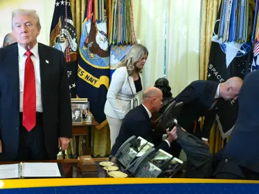 تسريبات من داخل البيت الأبيض.. سوزي وايلس تكشف توتراً داخلياً في إدارة ترامب - وكالة ستيب نيوز