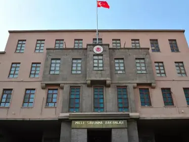 وزارة الدفاع تكشف حصيلة قتلى "قسد" و"pkk" بعمليات عسكرية تركية خلال شهر مارس.. وتدعو اليونان لهذا الأمر - وكالة ستيب نيوز