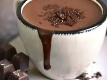 طريقة عمل الهوت شوكلت بالنوتيلا حلو وسريع في اقل من 7 دقايق - وكالة ستيب نيوز