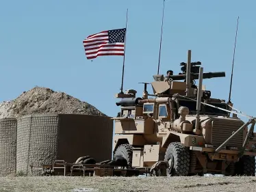 لليوم الثالث.. قتلى من الميليشيات الإيرانية بقصف متبادل مع التحالف في دير الزور - وكالة ستيب نيوز