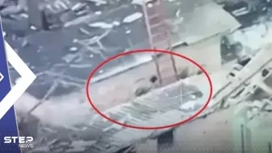 طائرة درون أوكرانية توثق مشهداً "صادماً" لما فعله جنود روس بقائدهم الجريح (فيديو)