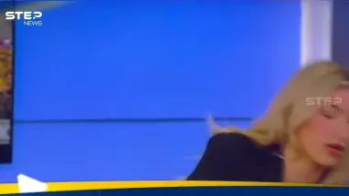 بالفيديو|| محللة سياسية تفقد وعيها على الهواء مباشرة.. وردة فعل المذيع تثير تفاعلا: أحدث الأخبار
