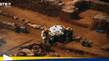 علماء آثار بريطانيون يستكشفون أحذية "كبيرة الحجم بشكل غير عادي": أحدث الأخبار