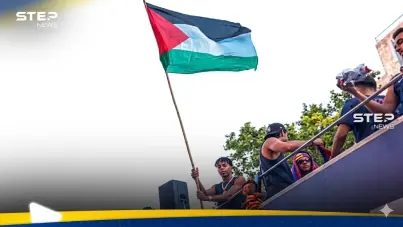 لامين يامال.. وهو يرفع علم فلسطين