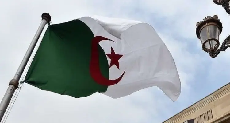 الرئيس الجزائري يأمر "سوناطراك" بوقف العلاقة التجارية مع المغرب.. ويكشف السبب ببيانٍ رسمي: أخبار