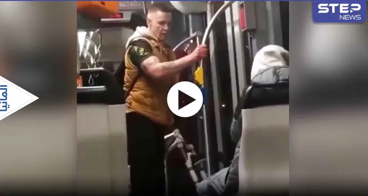 بالفيديو|| شتمه وبصق عليه وضربه.. اعتداء عنصري من ألماني على شاب سوري داخل أحد القطارات: أخبار